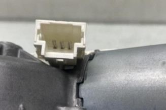 Moteur essuie glace arriere DACIA SANDERO 1