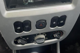 Moteur essuie glace arriere DACIA SANDERO 1