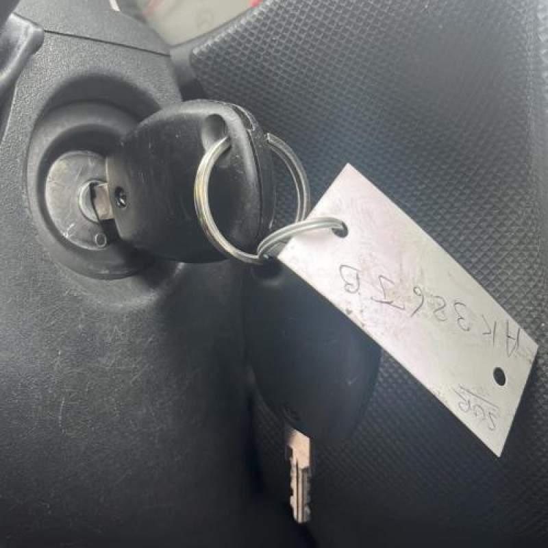 Moteur essuie glace arriere DACIA SANDERO 1 Photo n°17