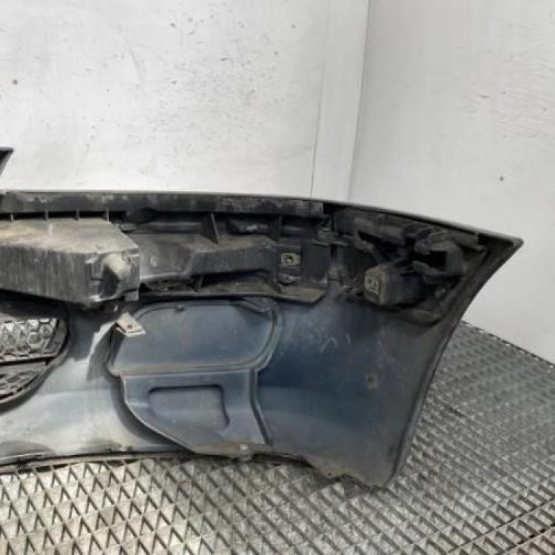 Pare choc avant PEUGEOT 106 Photo n°4