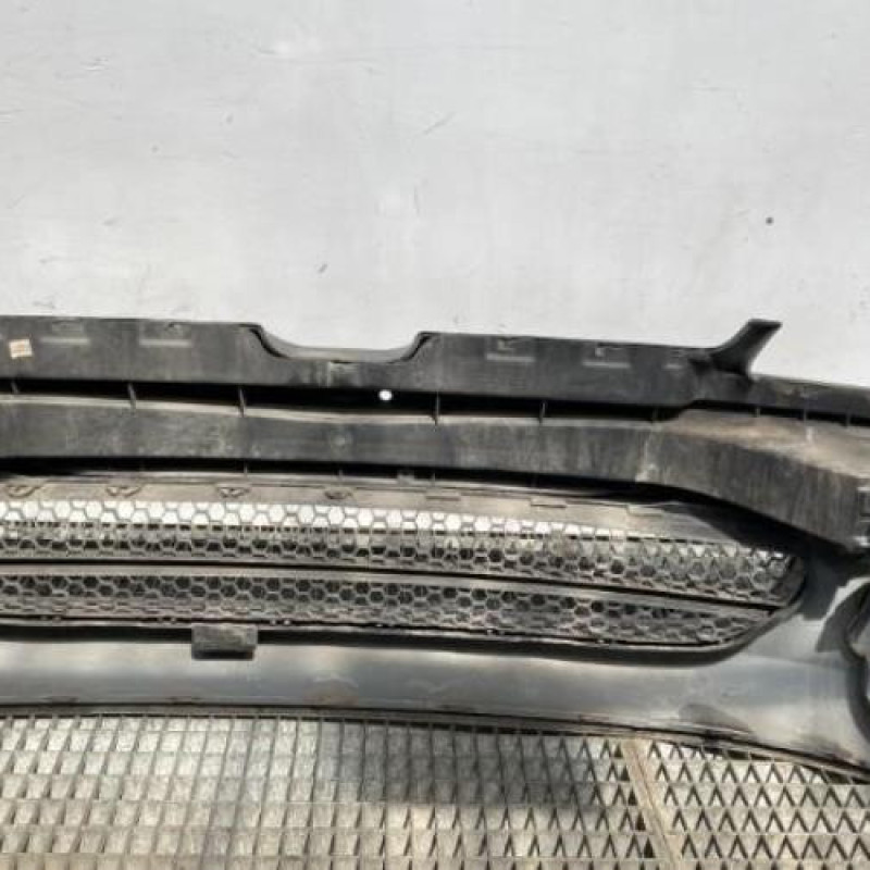 Pare choc avant PEUGEOT 106 Photo n°5