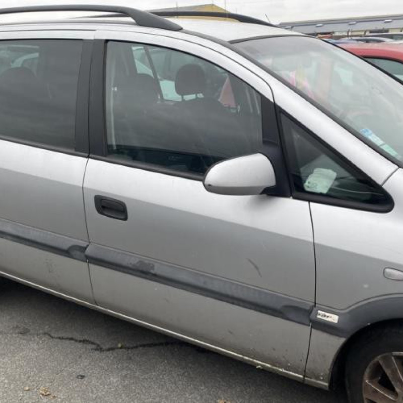 Anti brouillard gauche (feux) OPEL ZAFIRA A Photo n°17