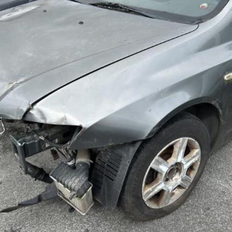 Leve vitre electrique avant gauche FIAT STILO Photo n°13