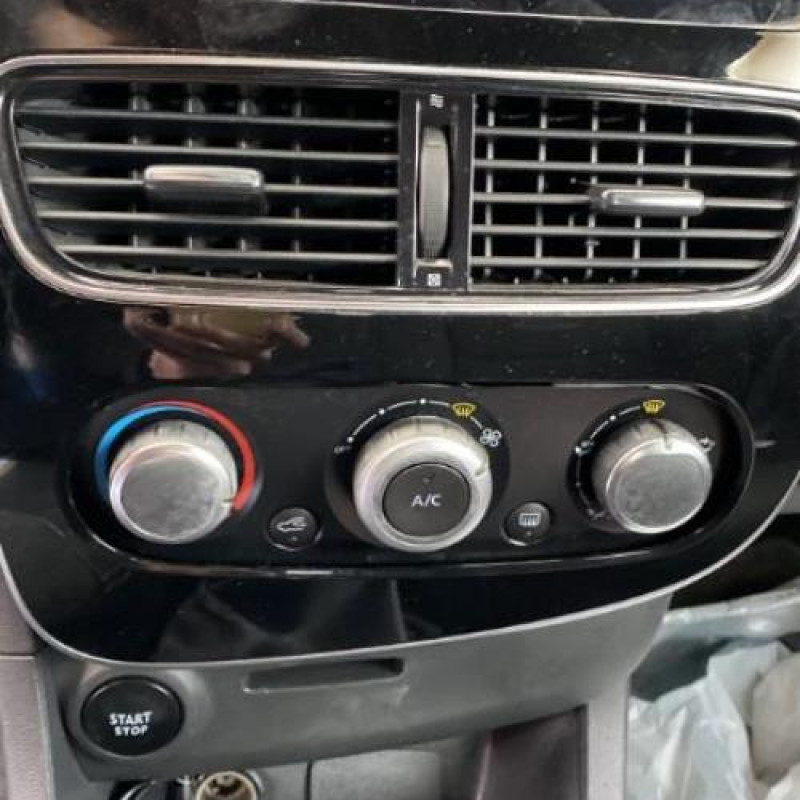 Moteur RENAULT CLIO 4 Photo n°9