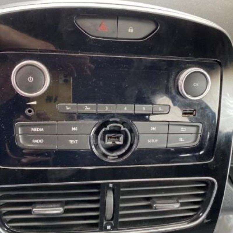 Moteur RENAULT CLIO 4 Photo n°10