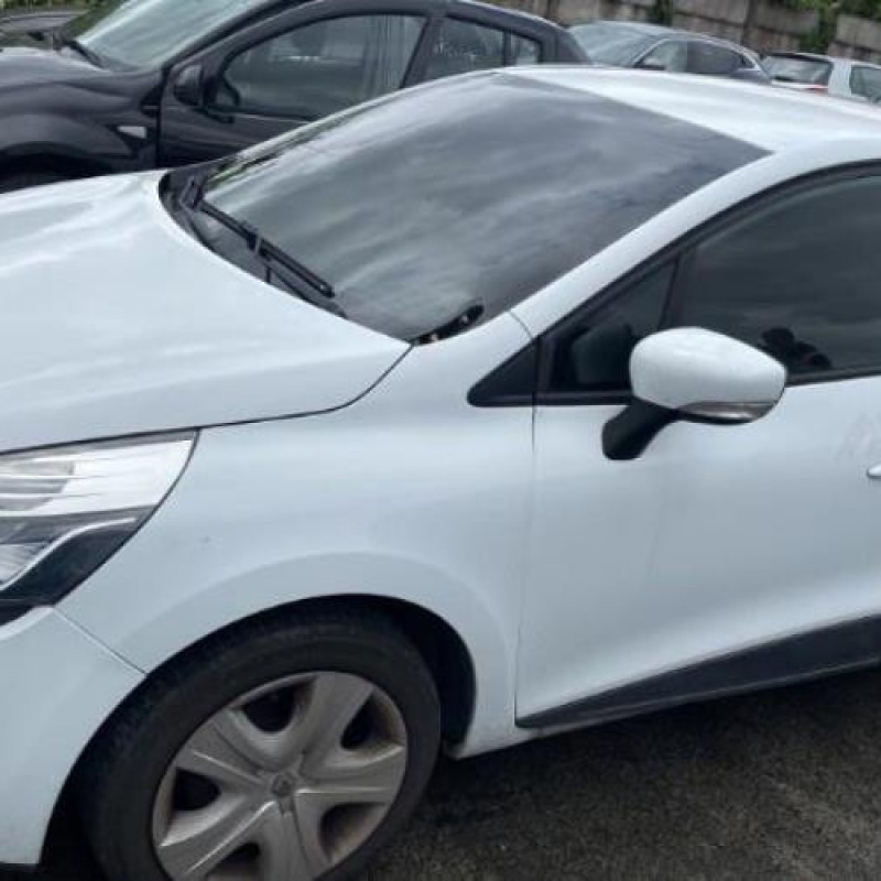 Moteur RENAULT CLIO 4 Photo n°13