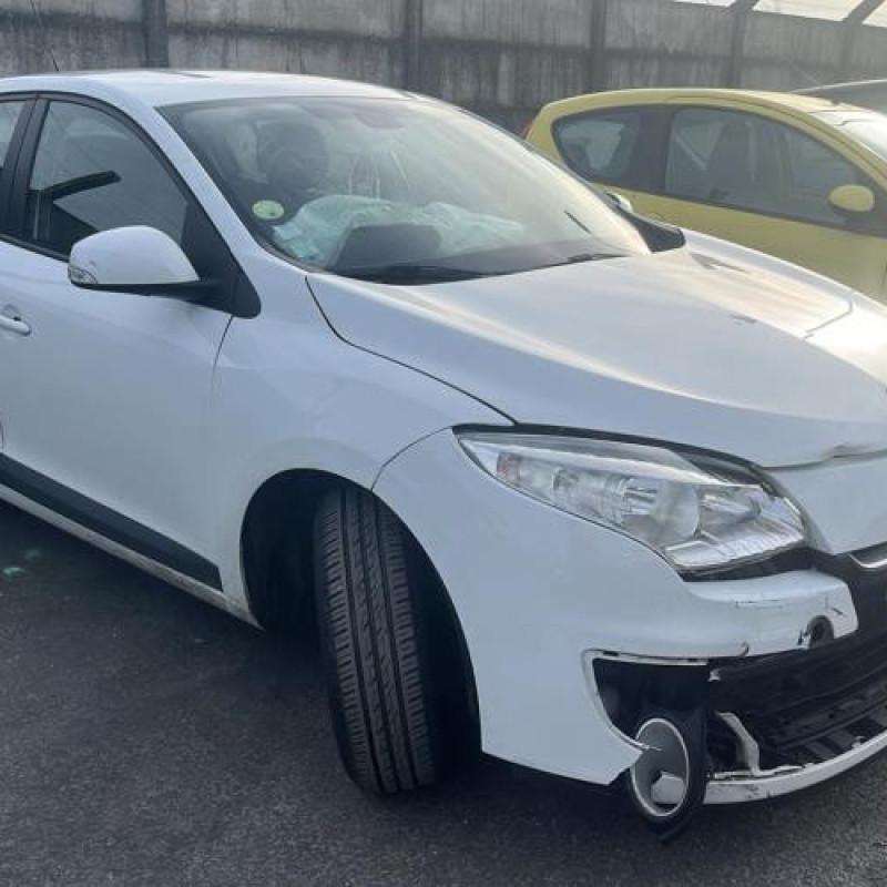 Aile avant gauche RENAULT MEGANE 3 Photo n°7