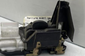 Serrure avant gauche PEUGEOT 307