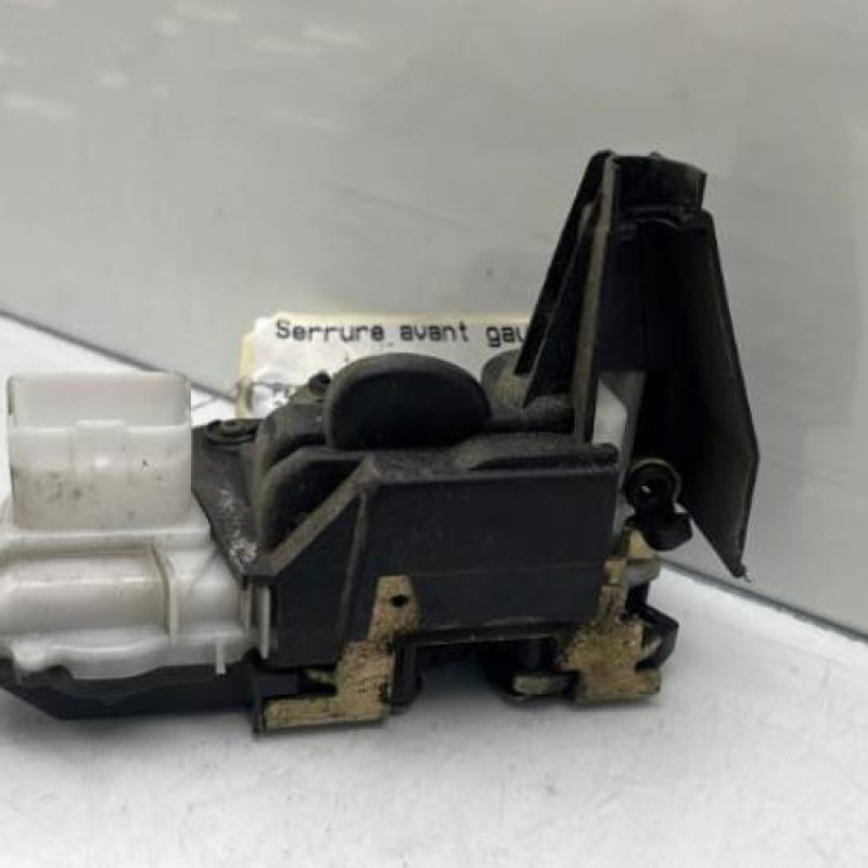 Serrure avant gauche PEUGEOT 307 Photo n°4