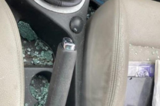 Serrure avant droit PEUGEOT 307