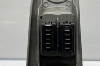 Interrupteur de leve vitre avant gauche RENAULT TWINGO 1
