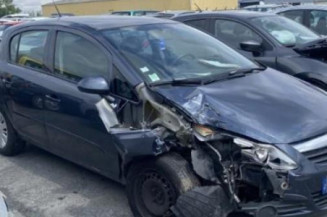 Aile avant gauche OPEL CORSA D