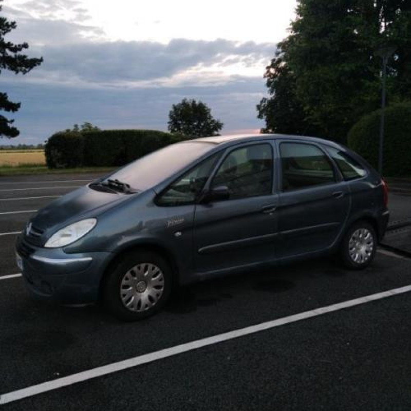Vitre avant droit CITROEN XSARA PICASSO Photo n°10