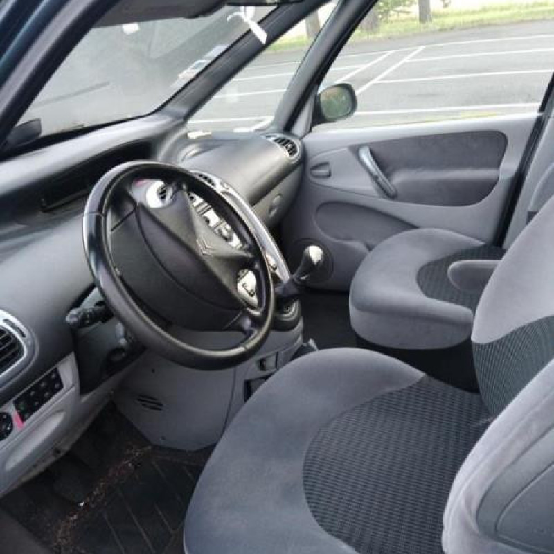 Vitre avant droit CITROEN XSARA PICASSO Photo n°13