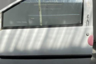 Porte avant gauche RENAULT TWINGO 2 Photo n°1