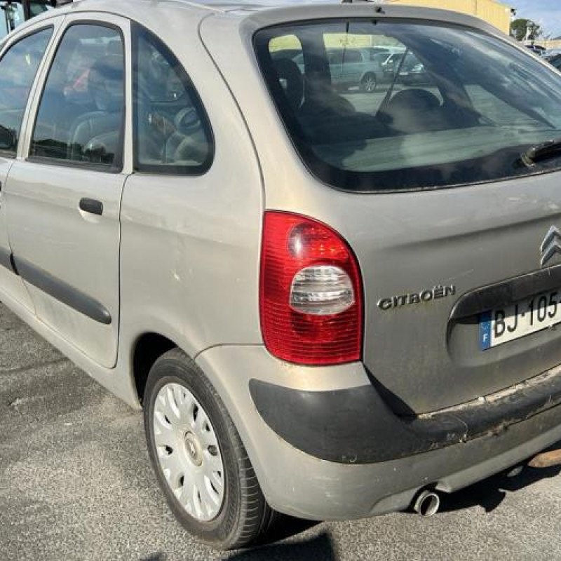 Optique avant principal gauche (feux)(phare) CITROEN XSARA PICASSO Photo n°11