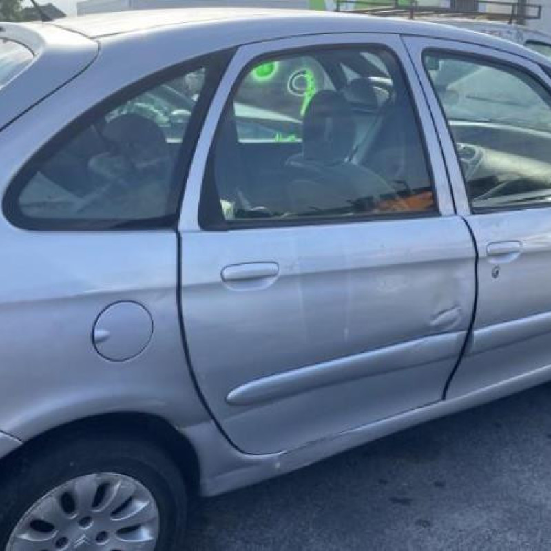Optique avant principal droit (feux)(phare) CITROEN XSARA PICASSO Photo n°6