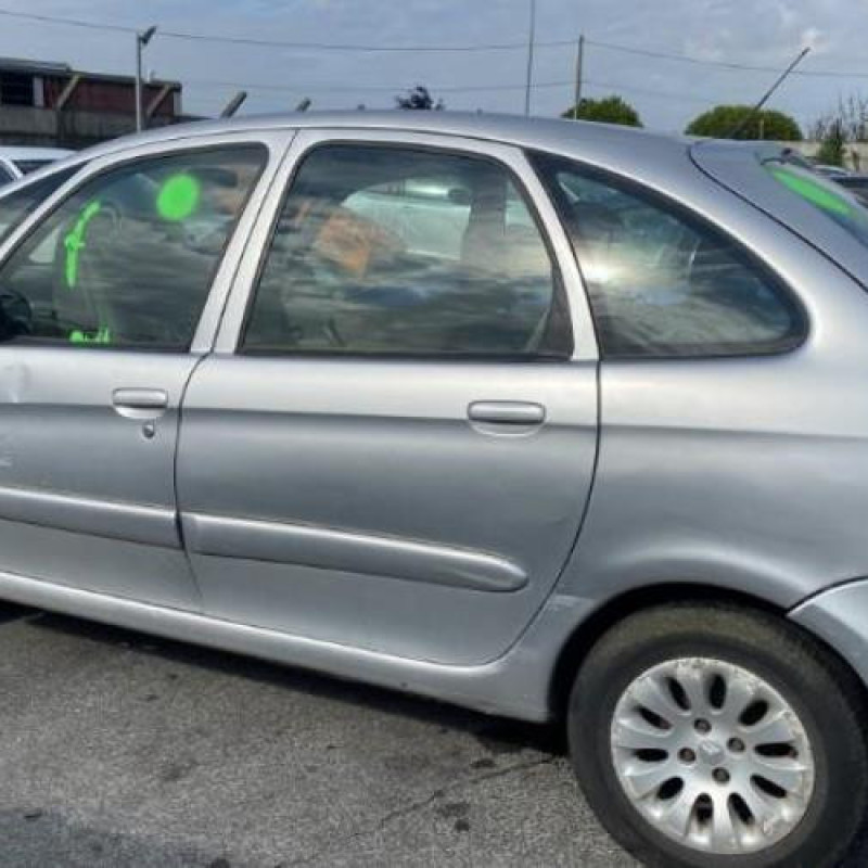 Optique avant principal droit (feux)(phare) CITROEN XSARA PICASSO Photo n°7