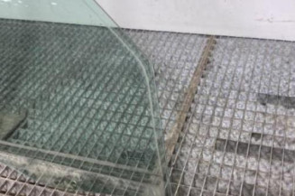 Vitre avant droit CITROEN BERLINGO 1