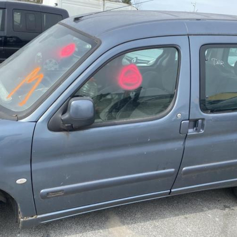 Vitre avant droit CITROEN BERLINGO 1 Photo n°12