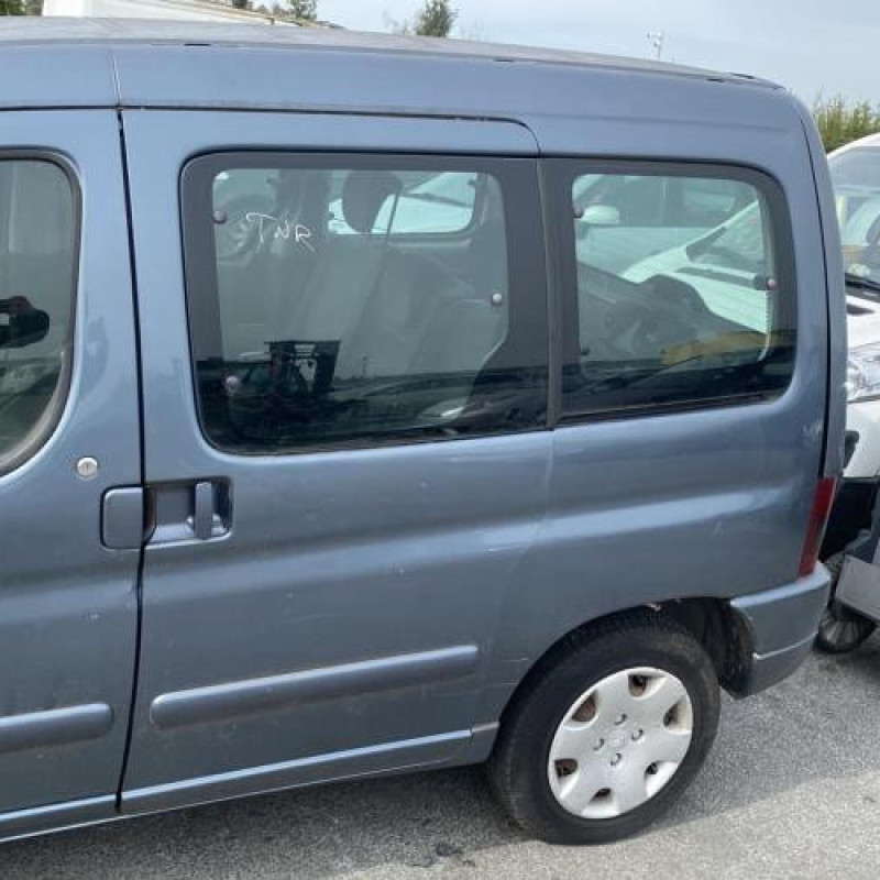 Vitre avant droit CITROEN BERLINGO 1 Photo n°13