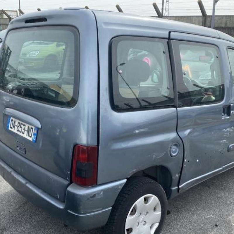 Vitre avant droit CITROEN BERLINGO 1 Photo n°16