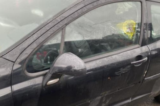 Vitre avant droit PEUGEOT 207