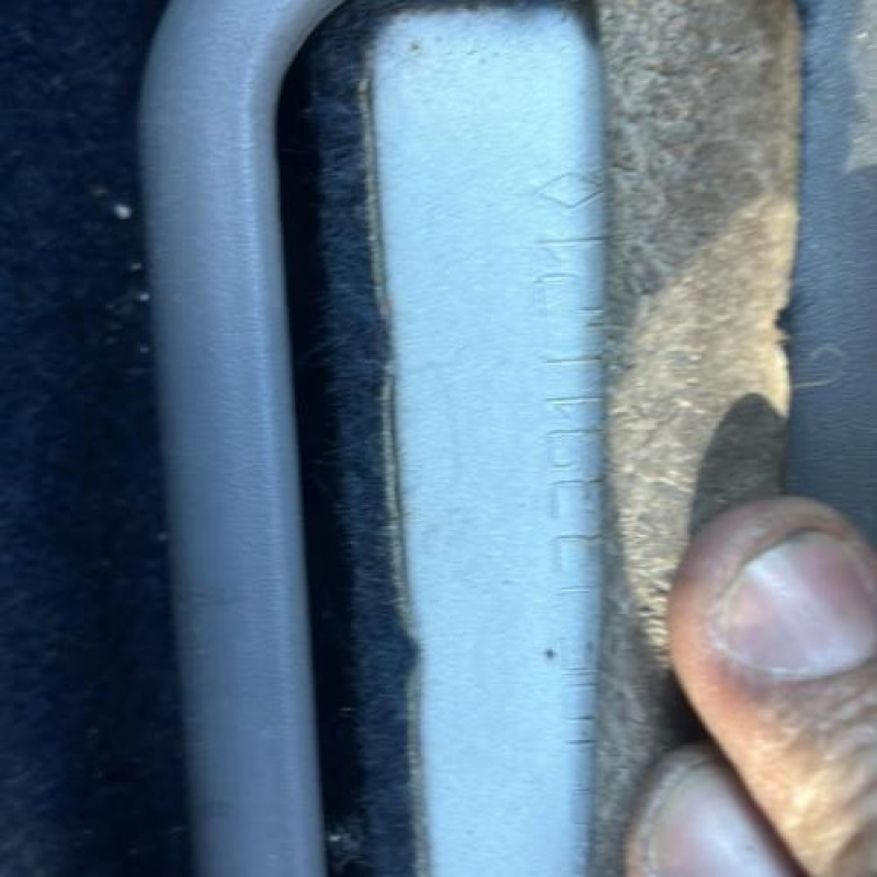 Bouton de warning RENAULT CLIO 2 Photo n°15