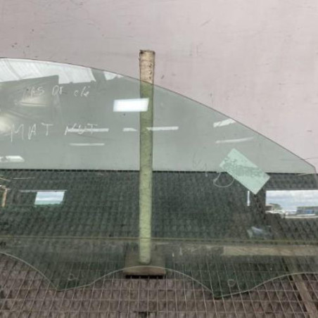 Vitre avant droit OPEL CORSA F Photo n°1