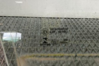 Vitre avant droit OPEL CORSA F