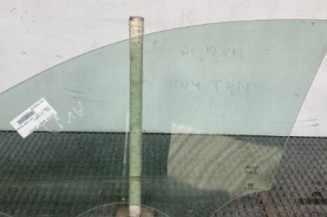Vitre avant droit OPEL CORSA F
