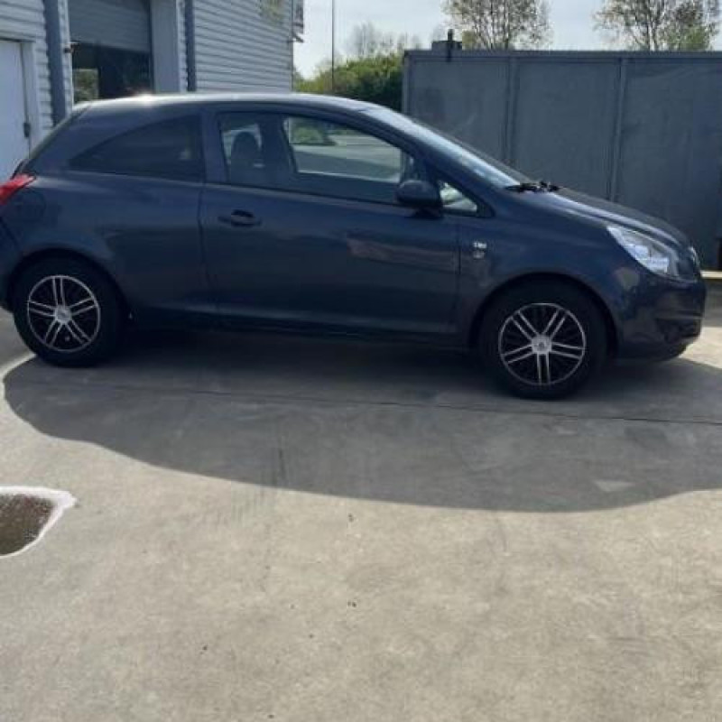 Aile avant gauche OPEL CORSA D Photo n°7