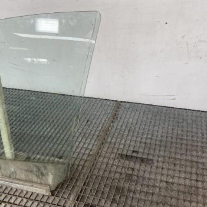 Vitre avant gauche OPEL AGILA B Photo n°5