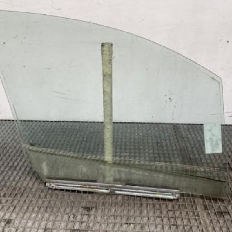 Vitre avant gauche OPEL AGILA B Photo n°6