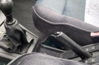 Vitre avant droit PEUGEOT 405