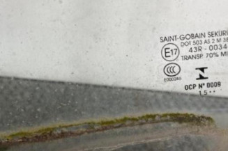 Vitre avant gauche PEUGEOT 308 1