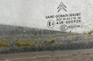 Vitre avant gauche CITROEN C4 1