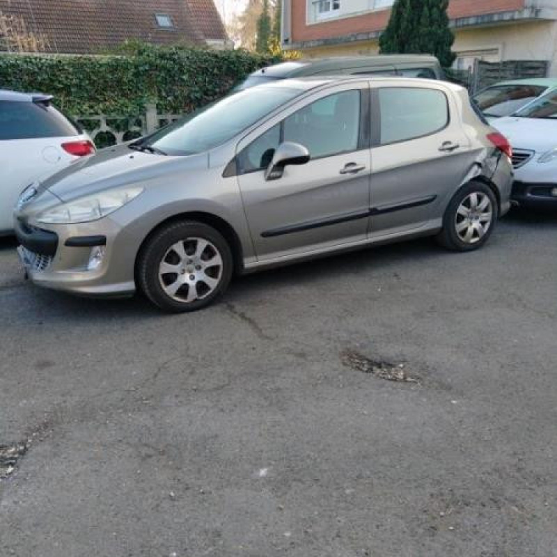 Vitre avant gauche PEUGEOT 308 1 Photo n°8