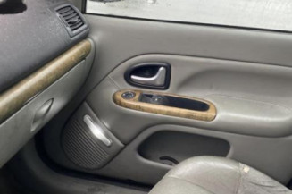 Pare soleil gauche RENAULT CLIO 2