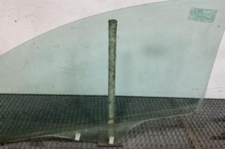 Vitre avant droit PEUGEOT 207