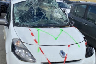 Serrure avant droit RENAULT CLIO 3