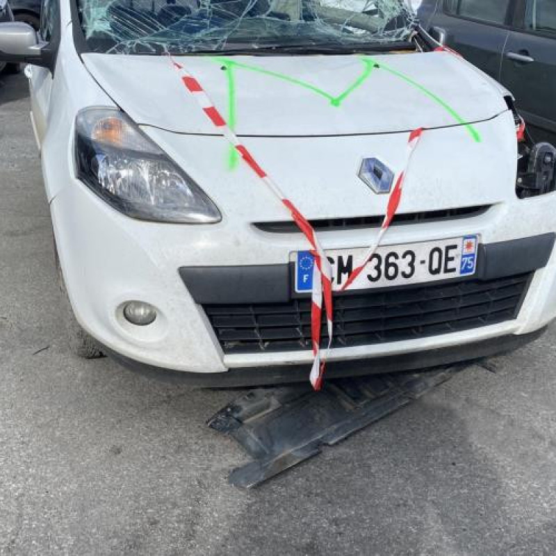Serrure avant droit RENAULT CLIO 3 Photo n°9