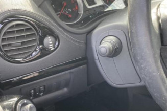 Serrure avant droit RENAULT CLIO 3