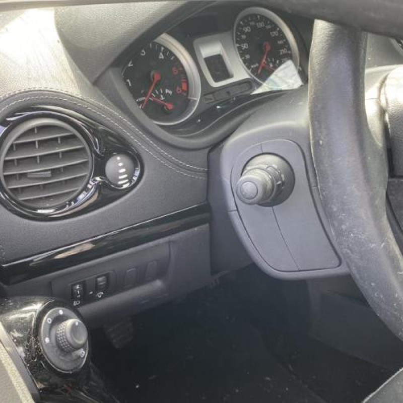 Serrure avant droit RENAULT CLIO 3 Photo n°17