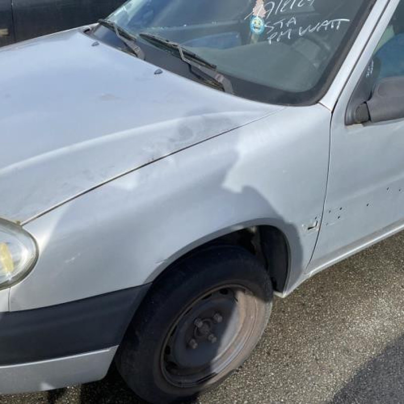 Calandre CITROEN SAXO Photo n°8