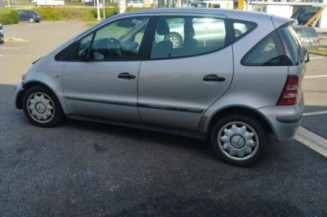 Retroviseur droit MERCEDES CLASSE A 168