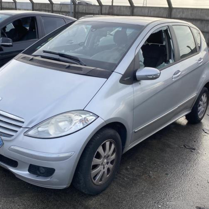 Feu arriere principal droit (feux) MERCEDES CLASSE A 169 Photo n°6