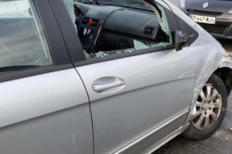 Feu arriere principal droit (feux) MERCEDES CLASSE A 169