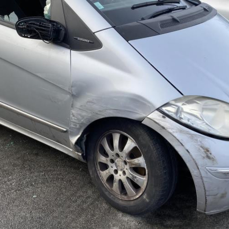 Feu arriere principal droit (feux) MERCEDES CLASSE A 169 Photo n°14