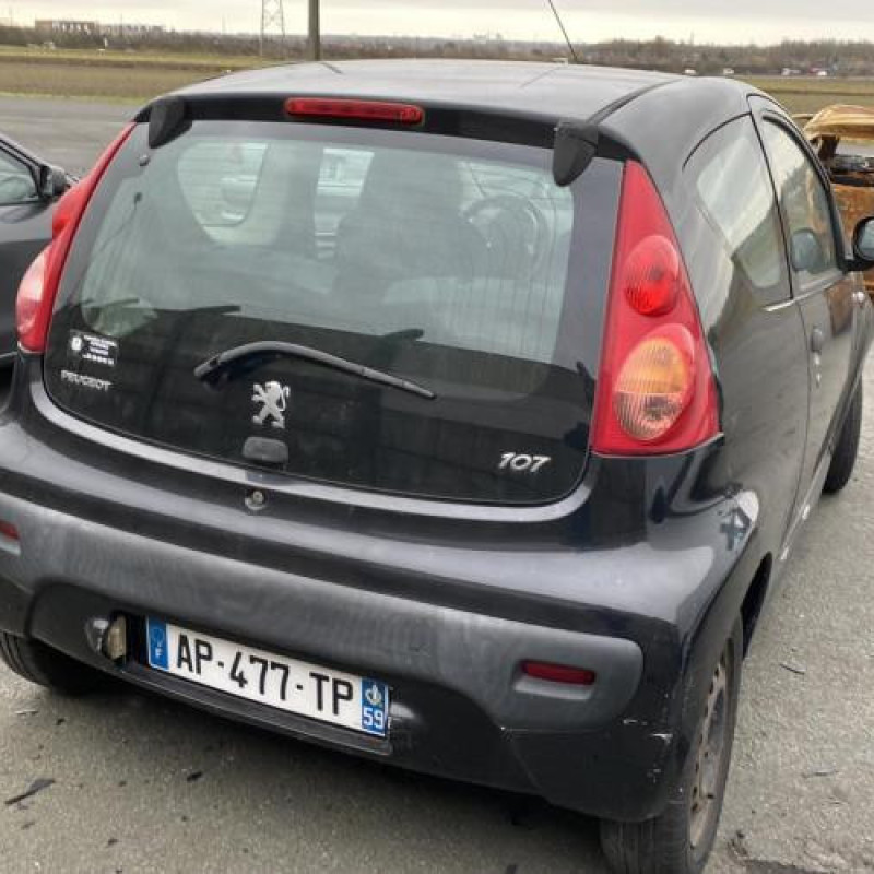 Porte avant droit PEUGEOT 107 Photo n°15